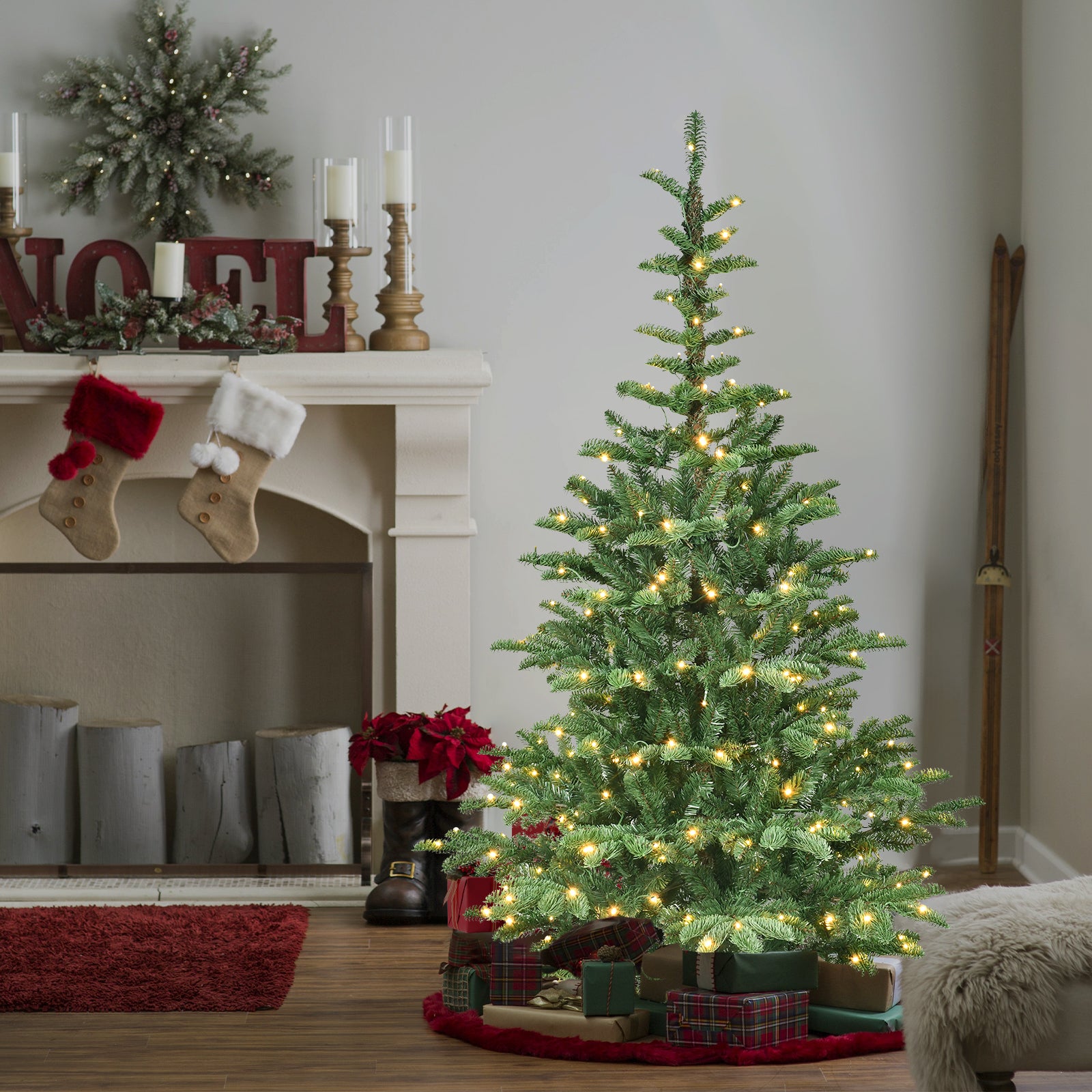 PE/PVC Christmas Tree in 5 to 8 ft - Holiday Decorations